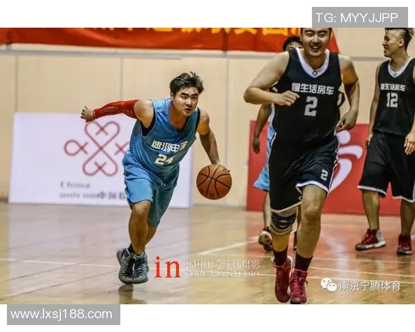 南京篮球队进攻战术深度分析与实战应用探讨